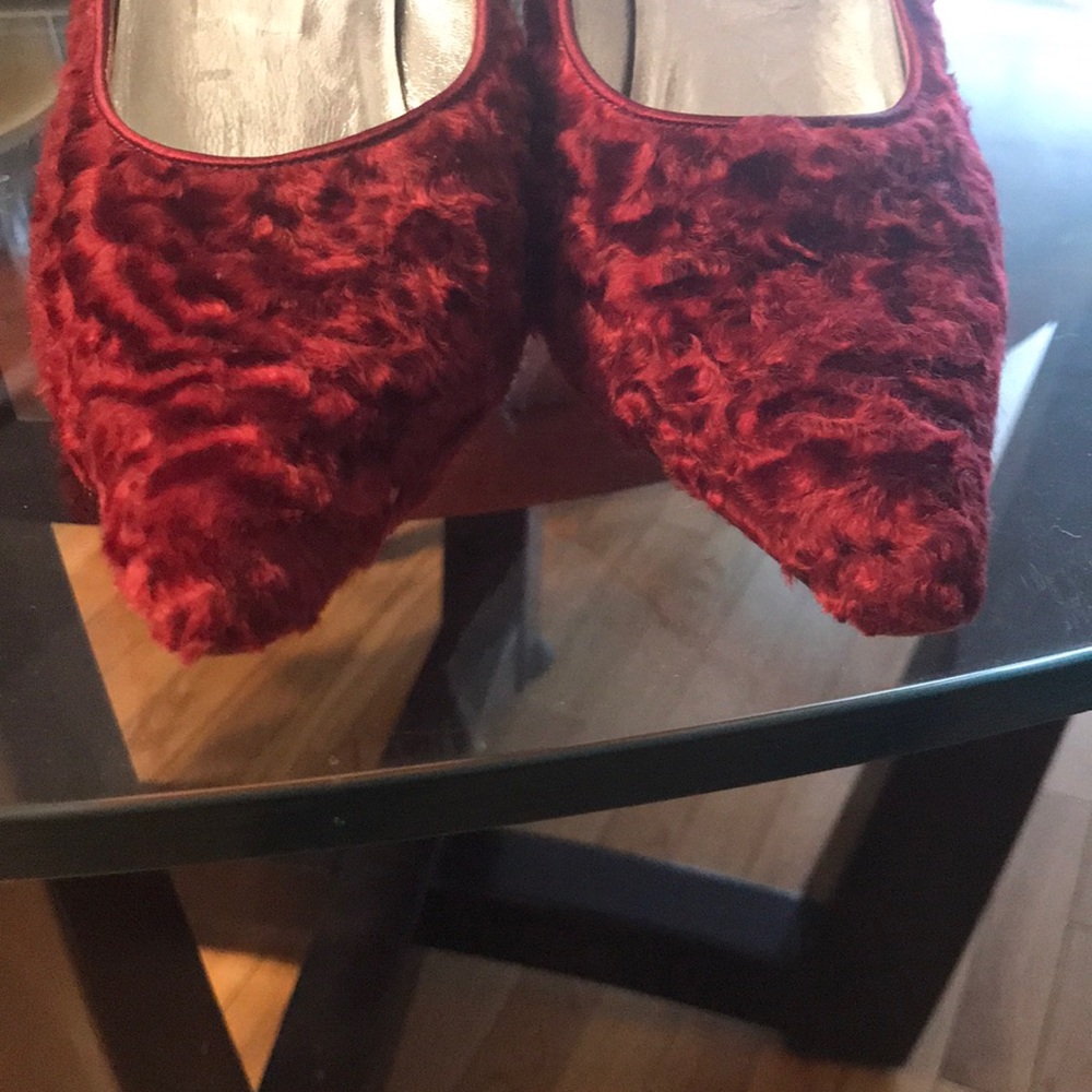 Shoes - Picture 3 of 4